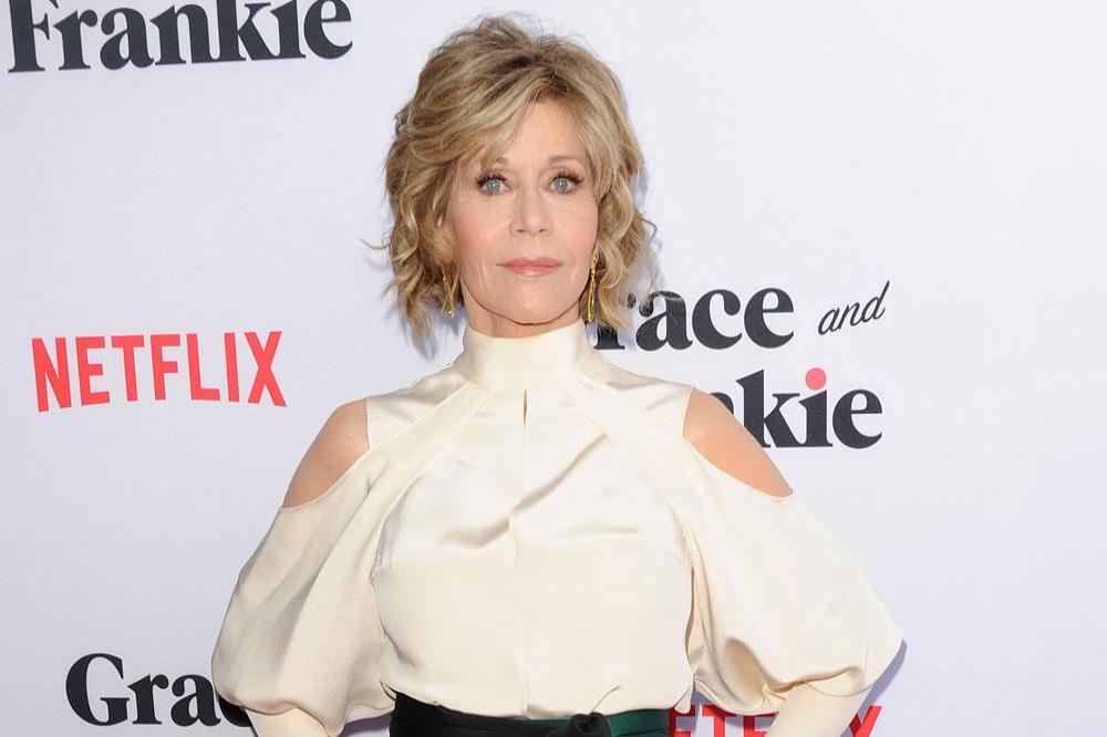 Jane Fonda to model in L'Oreal Paris fashion and beauty show