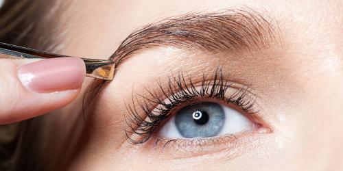 Clamp, wax, wire: what eyebrow hair removal technique to choose?