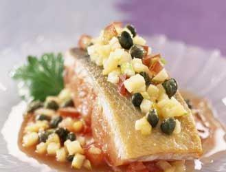Salmon and Ariane potatoes with capers