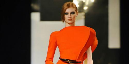 Amber orange: the trendy color of winter
