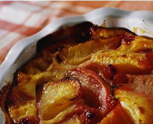 Clafoutis with apricots poor in fat