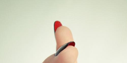 The Louboutin manicure: future star of the podiums?
