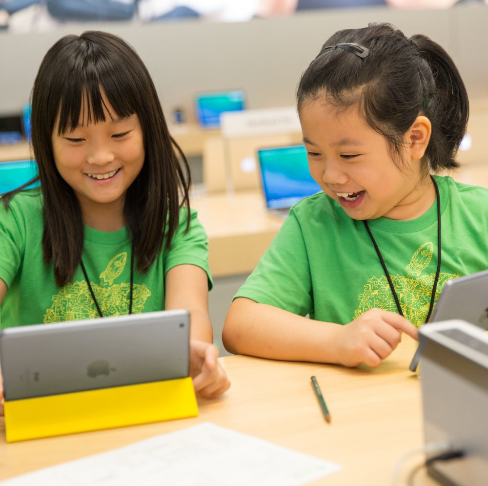 We register the kids at Apple summer courses?