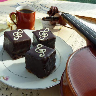 Gourmet chocolate symphony: my treble clef _ Winning recipe n ° 27