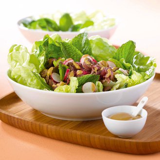 Beef salad with mint