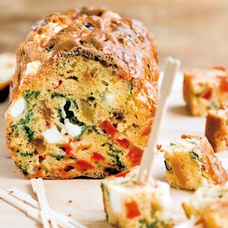 Cake with goat cheese and peppers