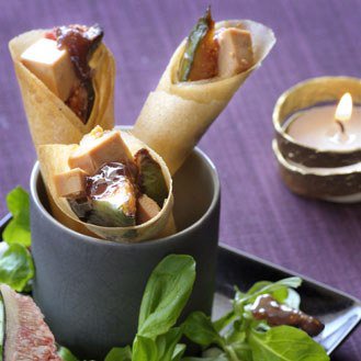 Crispy cones with foie gras, fig jam, parsnip and beetroot