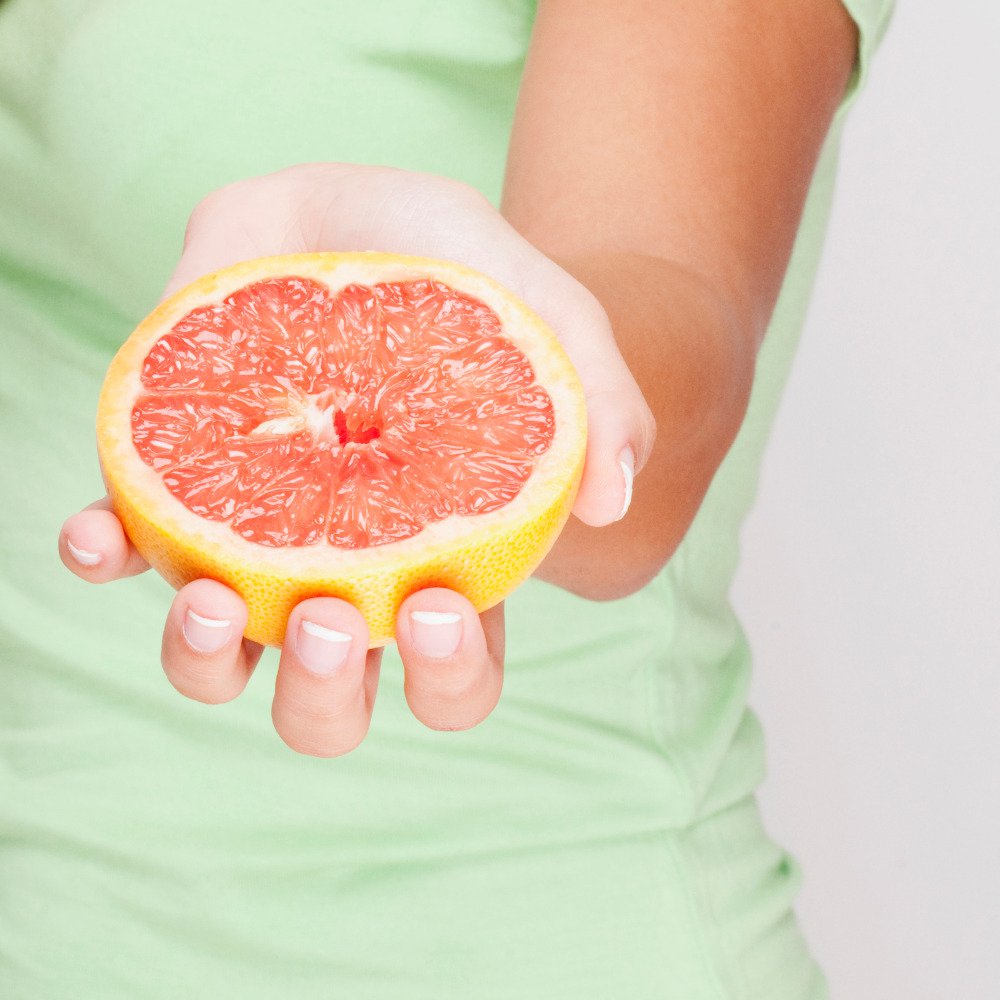 Integrate grapefruit into its daily diet