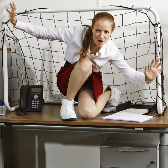 Fitness exercises to do (discreetly) in the office
