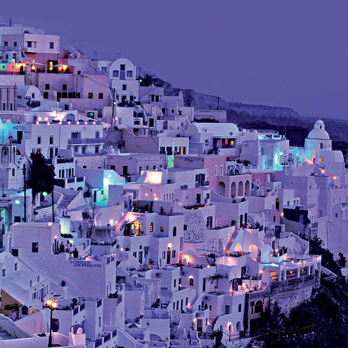 Greek Islands: discover Santorini and Alonissos